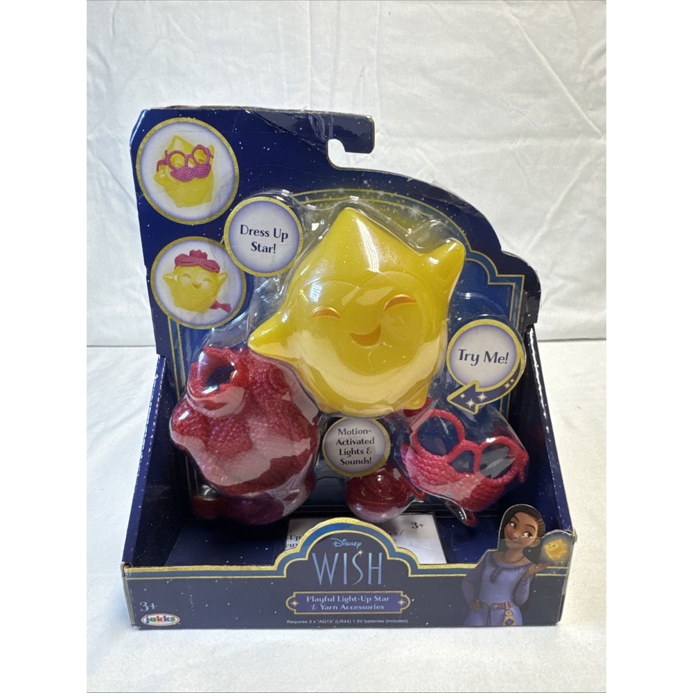 New Disney Wish Playful Light-Up Star & Yarn Accessories Dress Up Set
